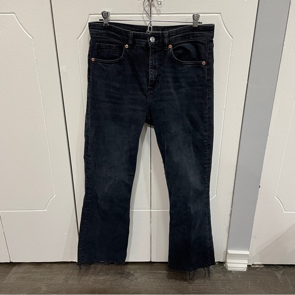 Zara Black High Rise Straight Leg Jeans - Picture 1 of 10